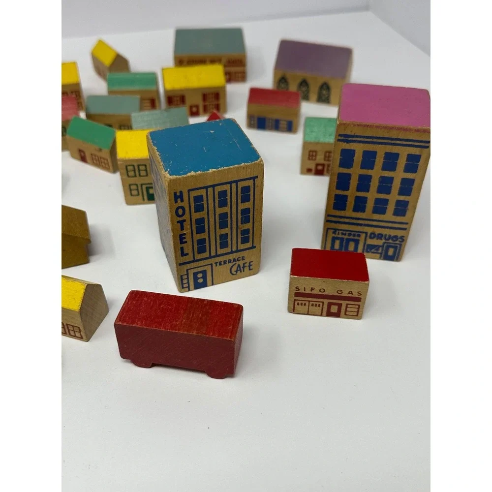 Vintage 1970's Playskool Village 52pc Block Set T3